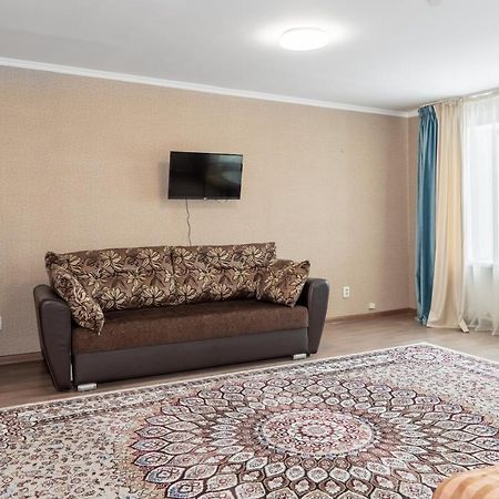 Azamat Hotel Astana Luaran gambar